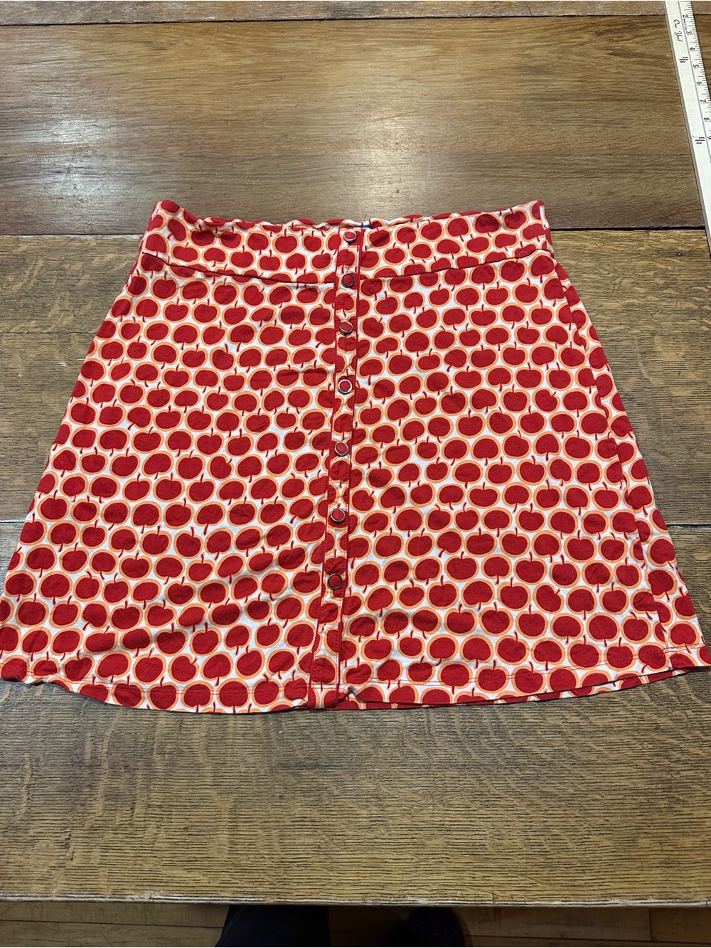 Louie Lucie sz large High-Rise Red Patterned A-Line mini skirt with Front Button